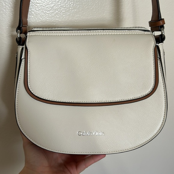 Calvin Klein White and Brown Crossbody Bag - Picture 4 of 7